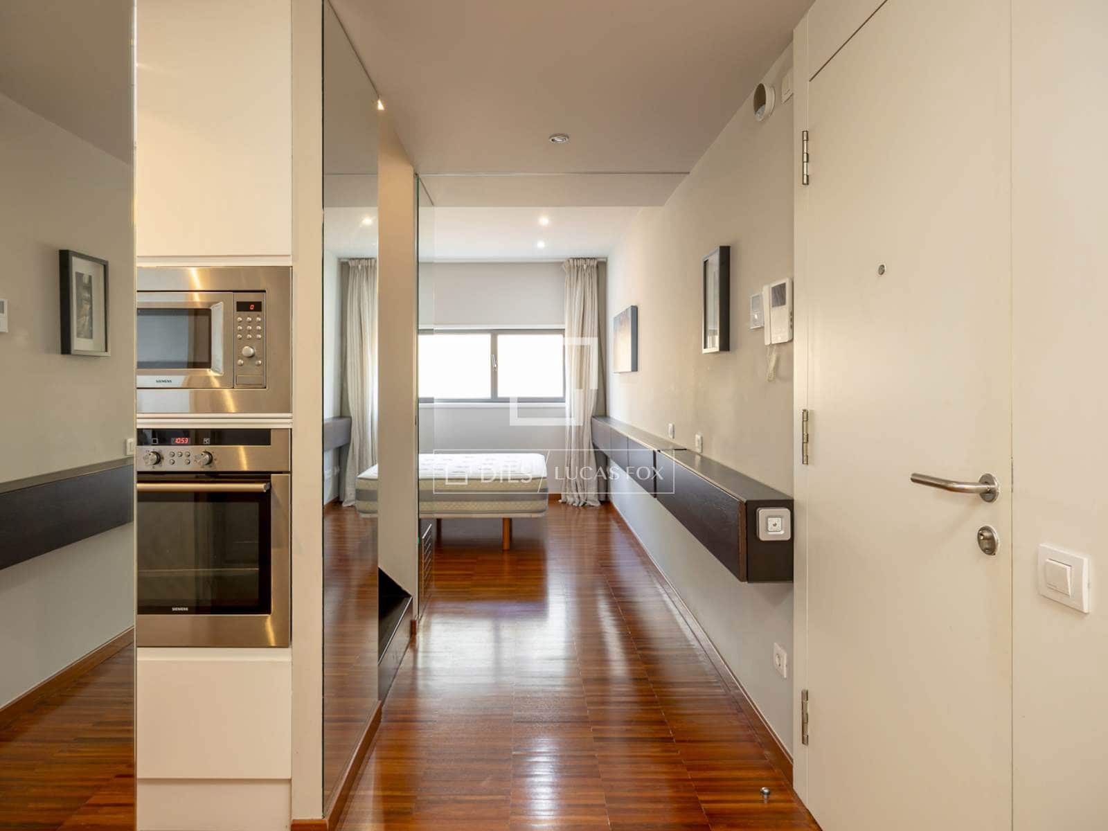 4 bedroom Penthouse for sale in Barcelona city with pool - € 2,200,000 (Ref: 9642868)