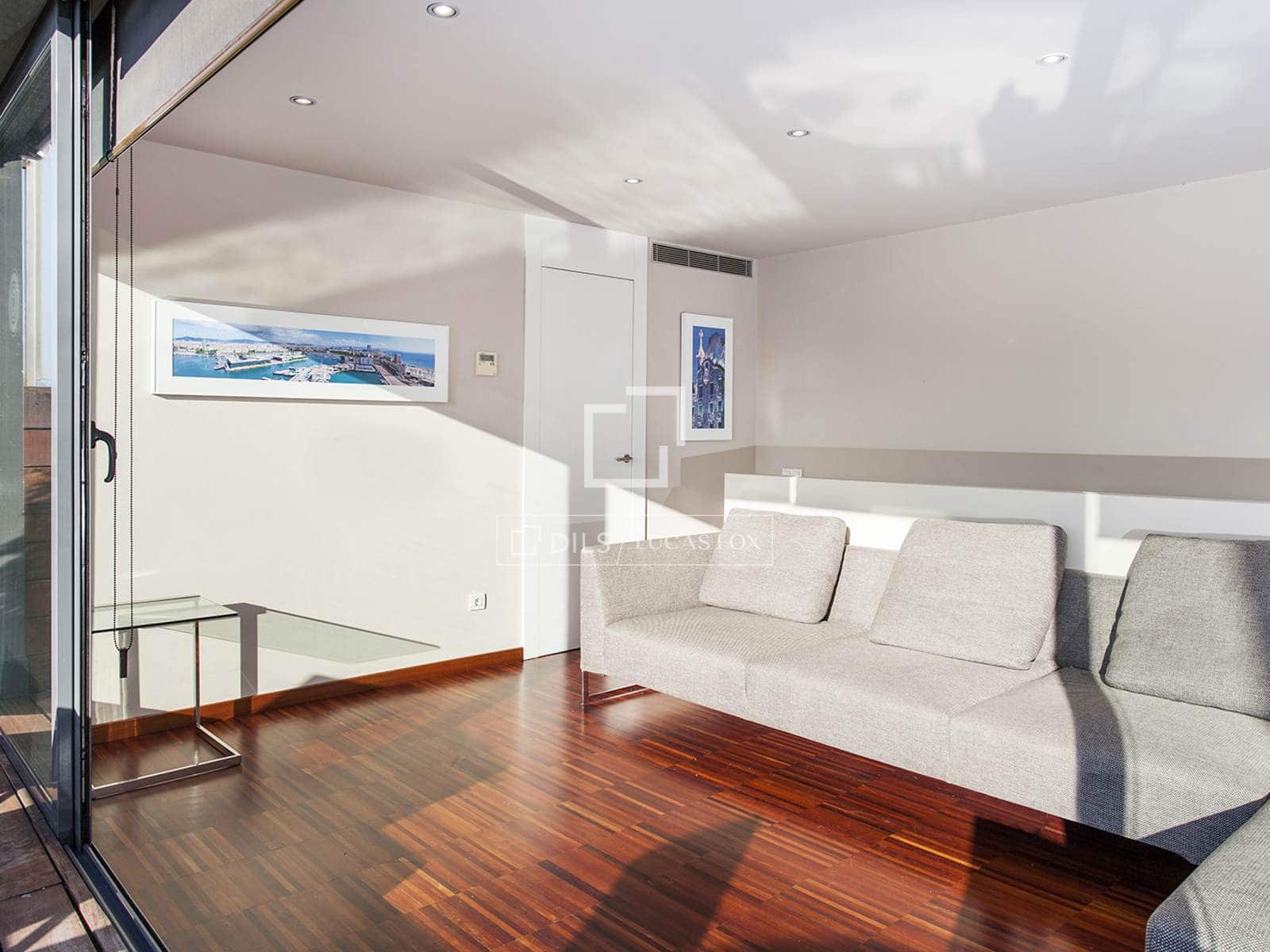 4 bedroom Penthouse for sale in Barcelona city with pool - € 2,200,000 (Ref: 9642868)