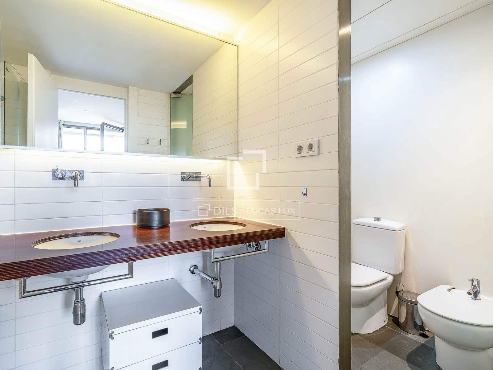 4 bedroom Penthouse for sale in Barcelona city with pool - € 2,200,000 (Ref: 9642868)