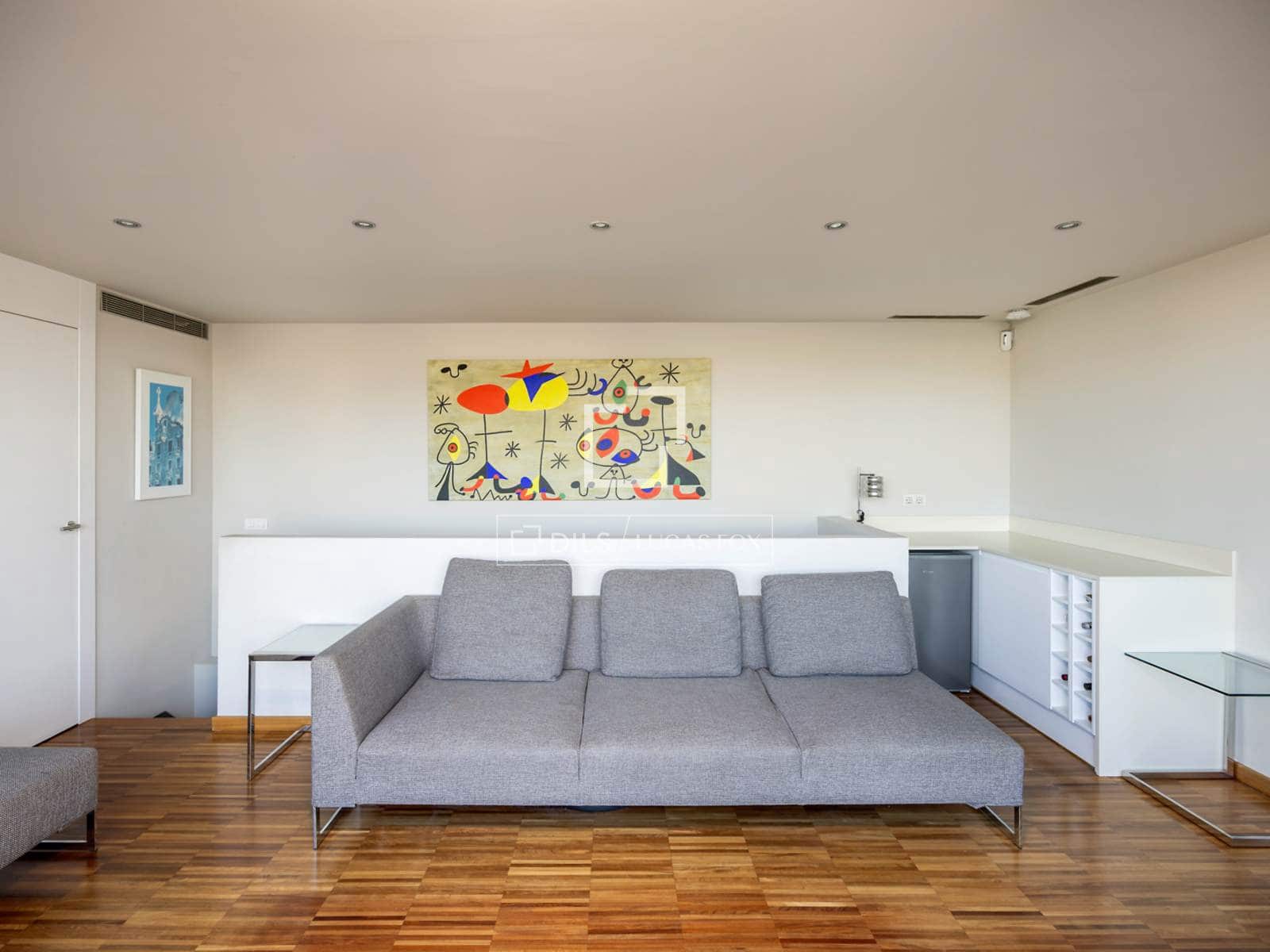 4 bedroom Penthouse for sale in Barcelona city with pool - € 2,200,000 (Ref: 9642868)