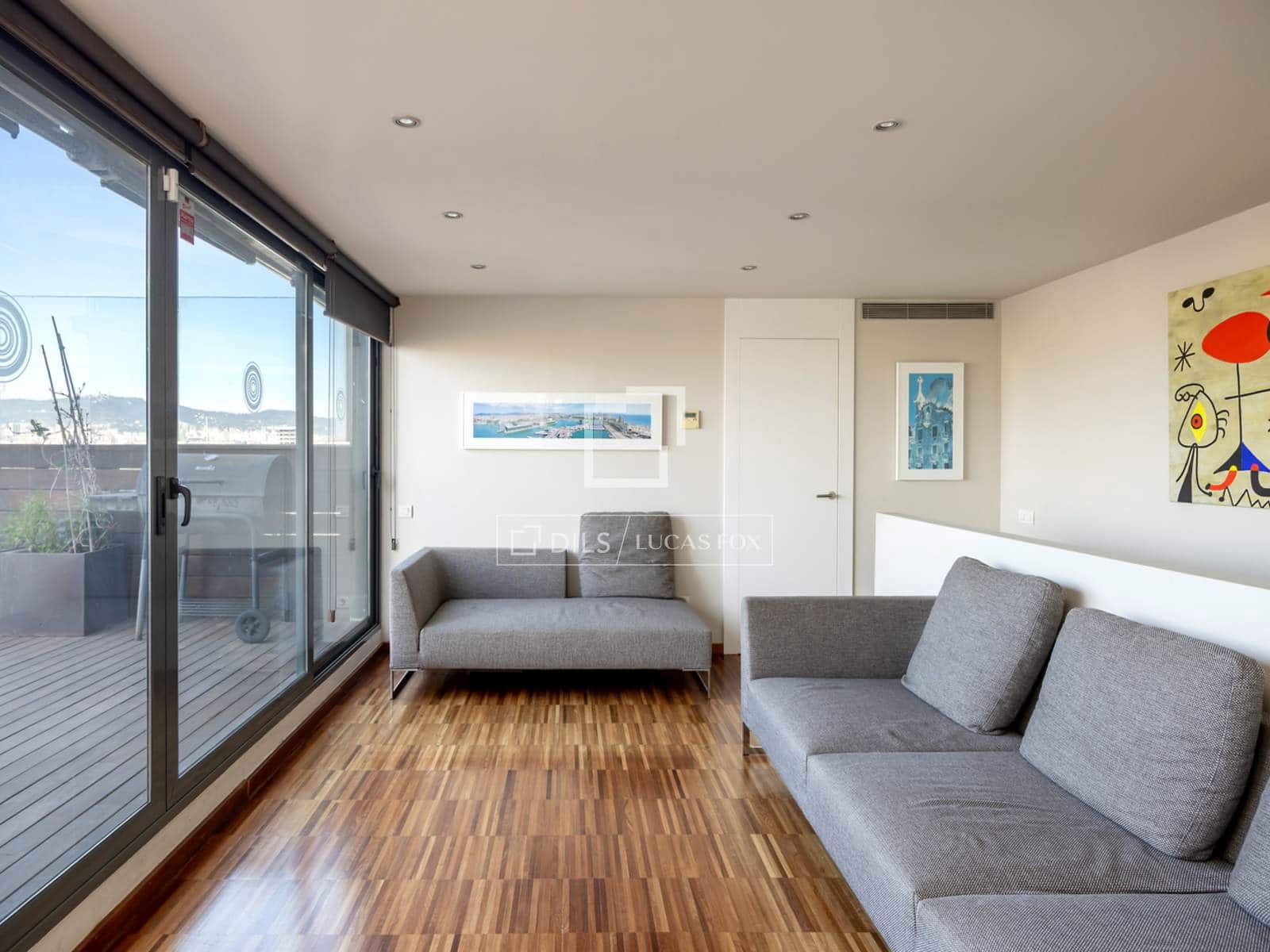 4 bedroom Penthouse for sale in Barcelona city with pool - € 2,200,000 (Ref: 9642868)