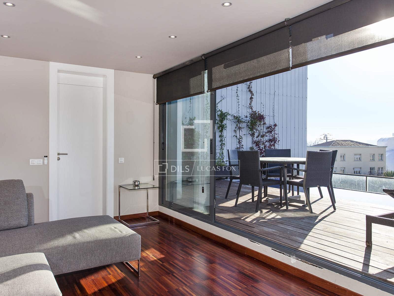 4 bedroom Penthouse for sale in Barcelona city with pool - € 2,200,000 (Ref: 9642868)