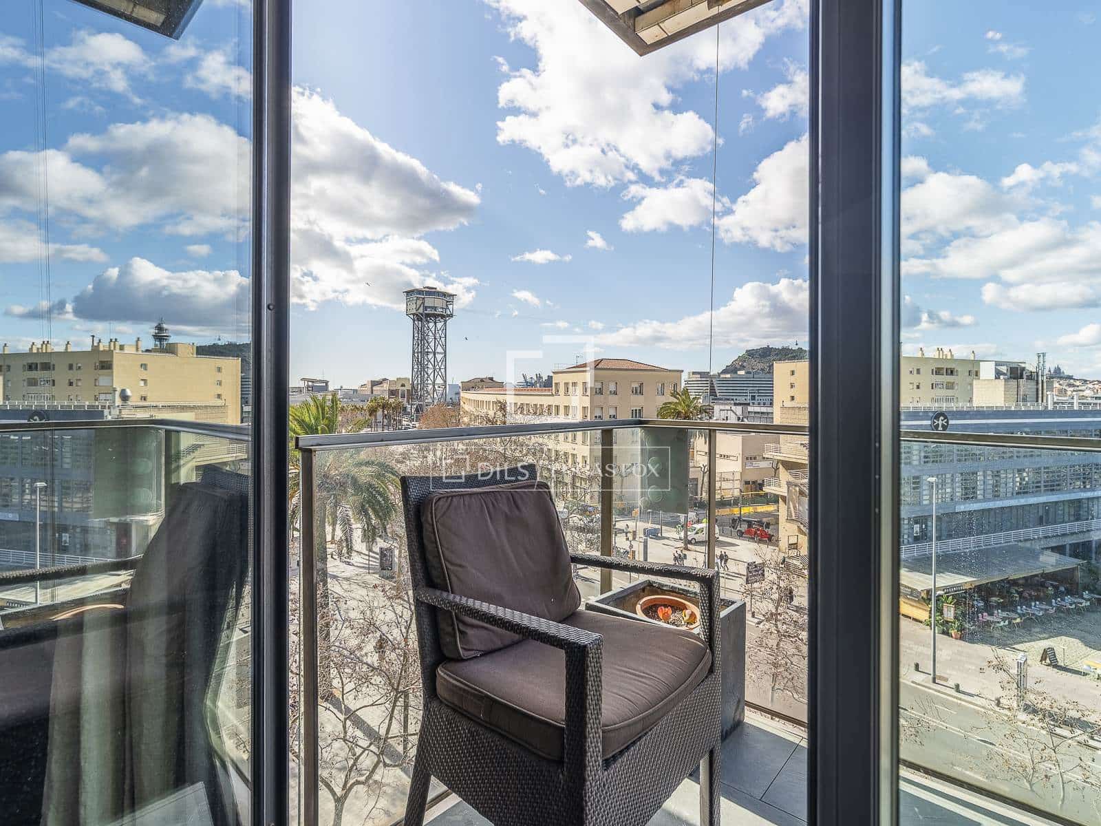 4 bedroom Penthouse for sale in Barcelona city with pool - € 2,200,000 (Ref: 9642868)