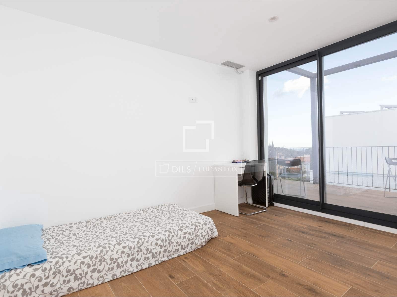 6 quarto Moradia para venda em Premia de Dalt com piscina garagem - 1 450 000 € (Ref: 9642869)