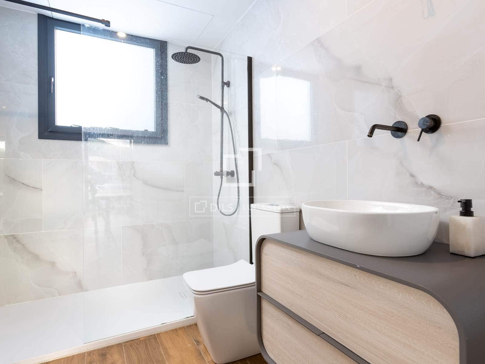 6 quarto Moradia para venda em Premia de Dalt com piscina garagem - 1 450 000 € (Ref: 9642869)