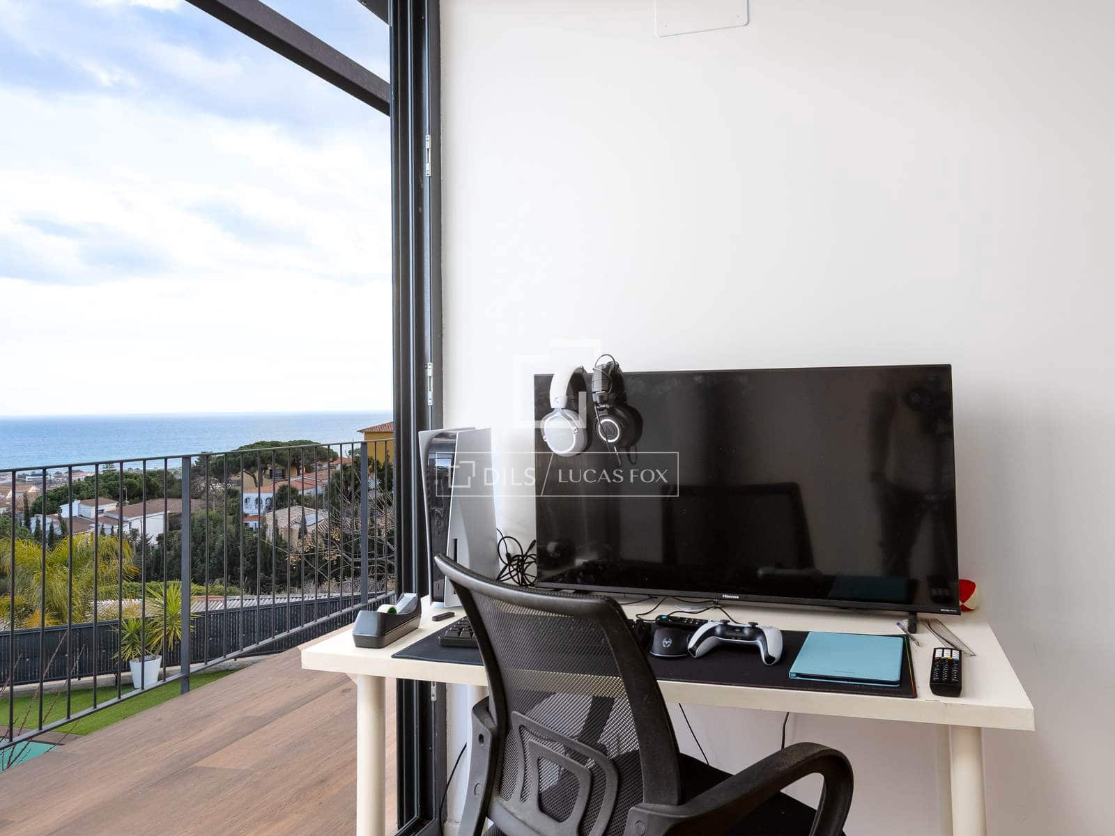 6 quarto Moradia para venda em Premia de Dalt com piscina garagem - 1 450 000 € (Ref: 9642869)