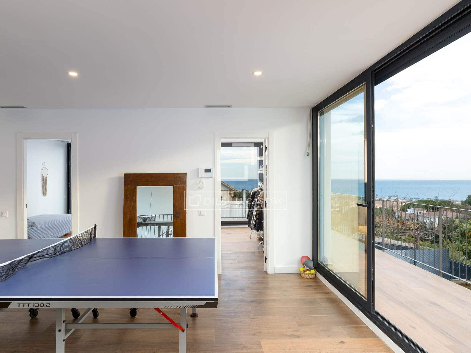 6 quarto Moradia para venda em Premia de Dalt com piscina garagem - 1 450 000 € (Ref: 9642869)