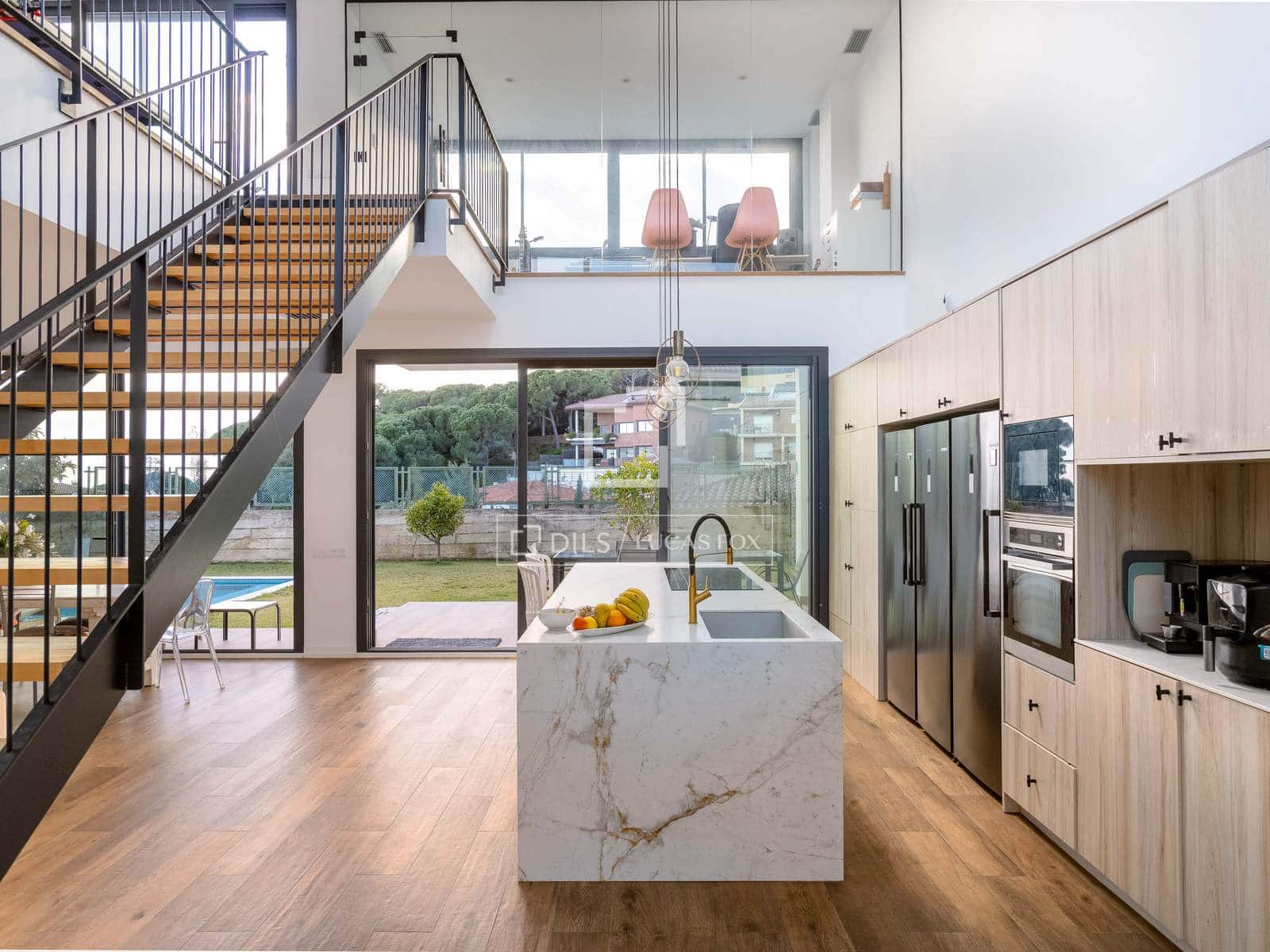 6 quarto Moradia para venda em Premia de Dalt com piscina garagem - 1 450 000 € (Ref: 9642869)