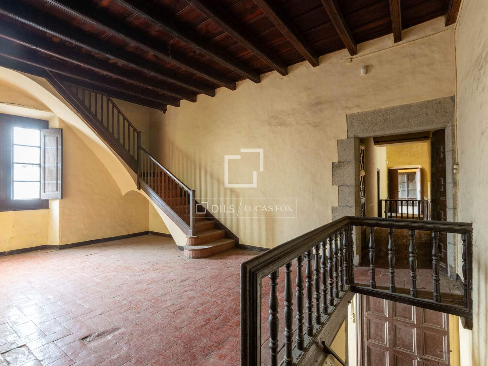 Kaupallinen myytävänä paikassa Sant Andreu de Llavaneres mukana uima-altaan 
autotalli - 2 100 000 € (Ref: 9642871)