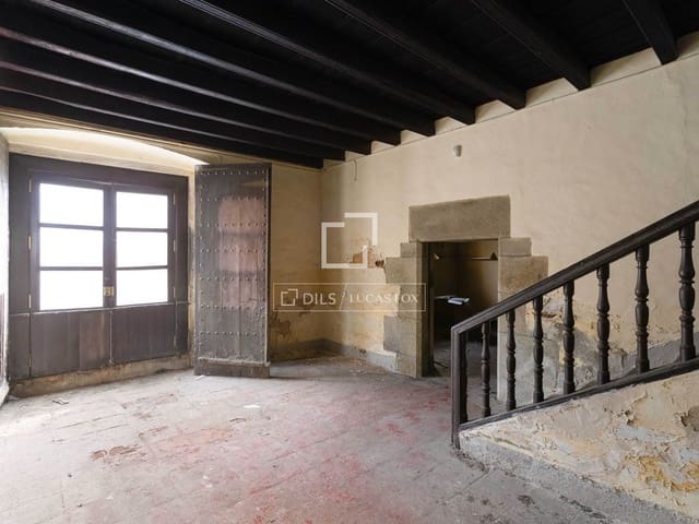 Kaupallinen myytävänä paikassa Sant Andreu de Llavaneres mukana uima-altaan 
autotalli - 2 100 000 € (Ref: 9642871)