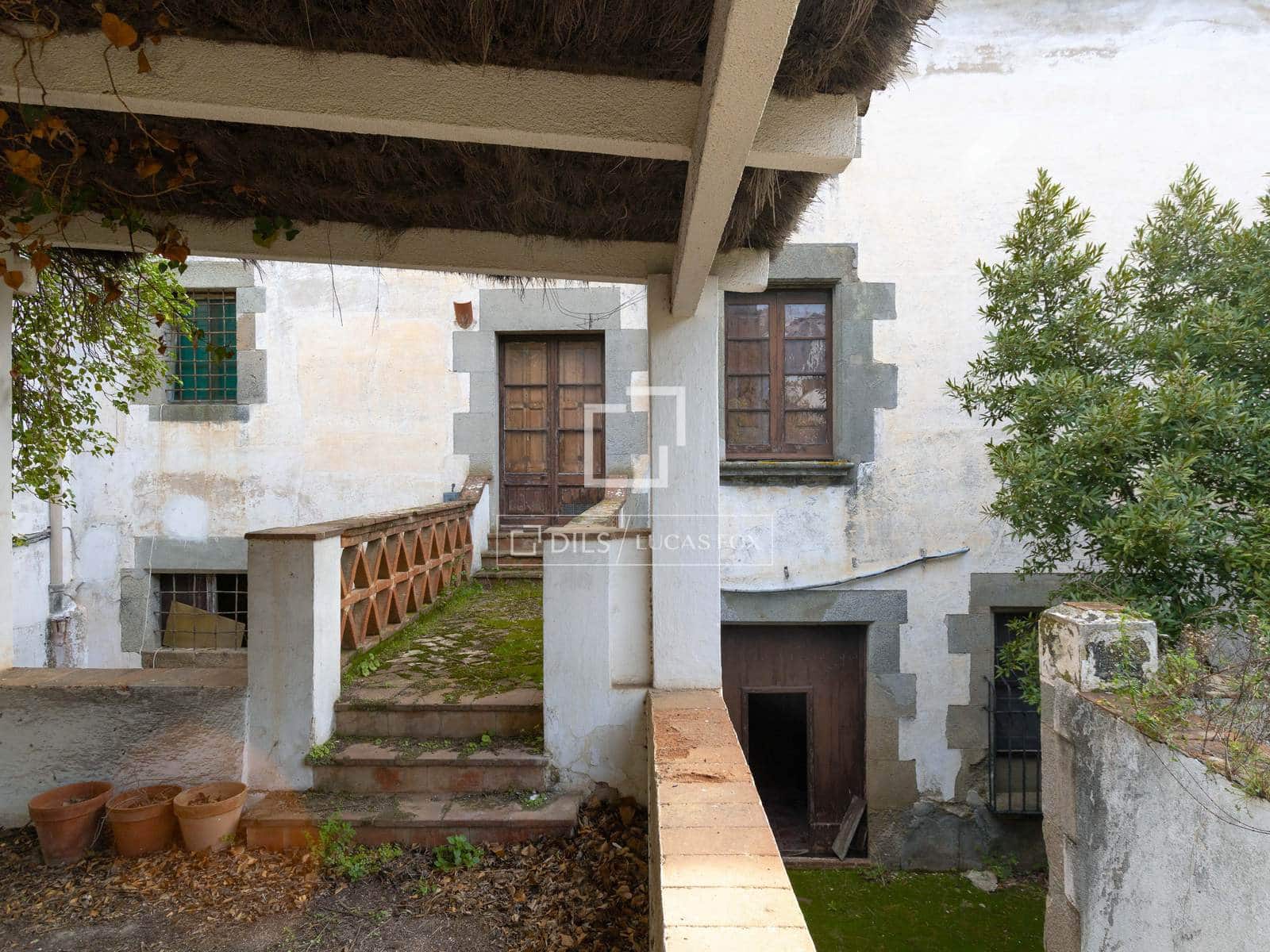 Kaupallinen myytävänä paikassa Sant Andreu de Llavaneres mukana uima-altaan 
autotalli - 2 100 000 € (Ref: 9642871)