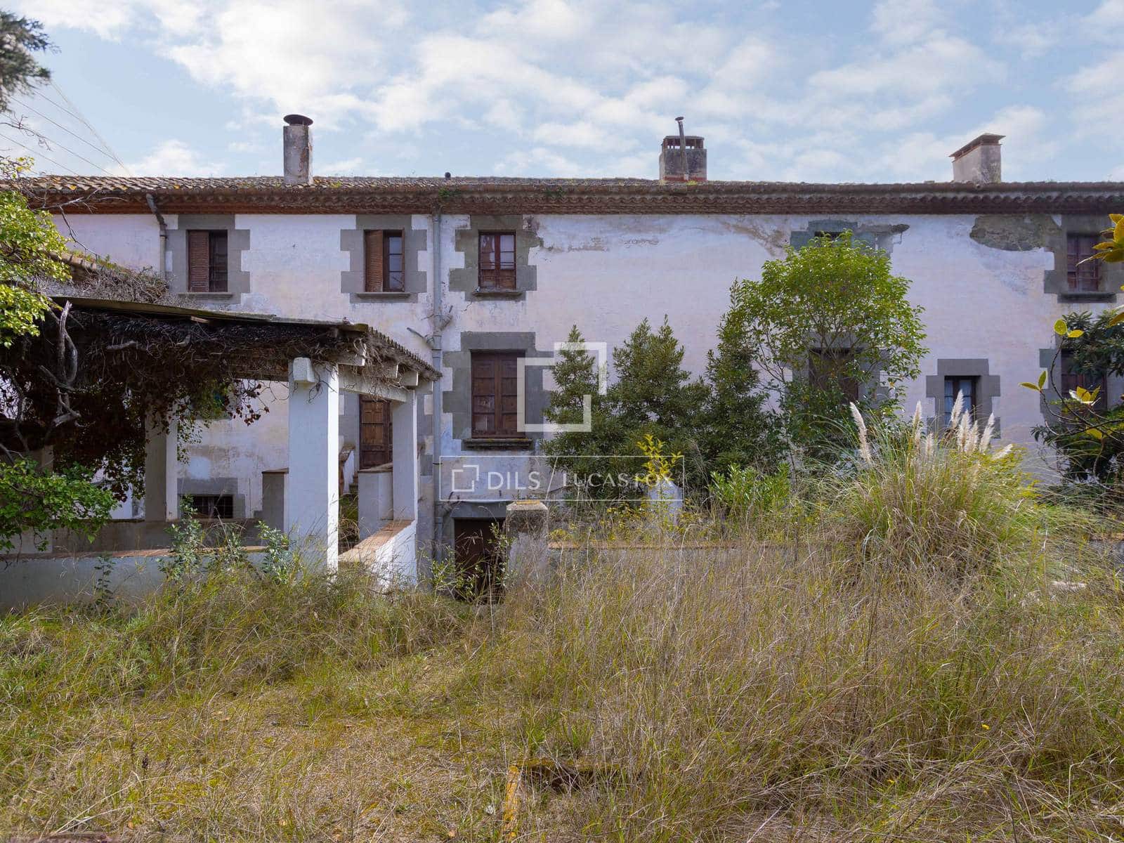 Kaupallinen myytävänä paikassa Sant Andreu de Llavaneres mukana uima-altaan 
autotalli - 2 100 000 € (Ref: 9642871)