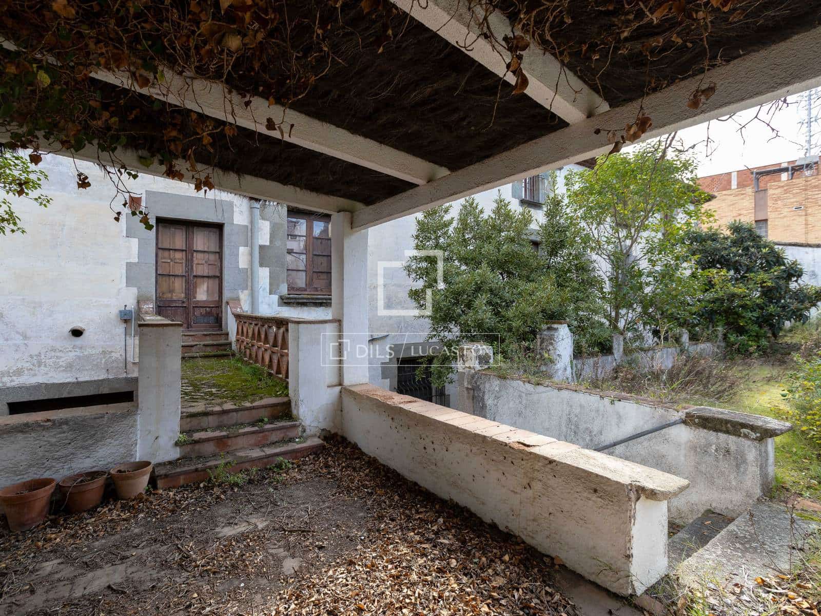 Kaupallinen myytävänä paikassa Sant Andreu de Llavaneres mukana uima-altaan 
autotalli - 2 100 000 € (Ref: 9642871)