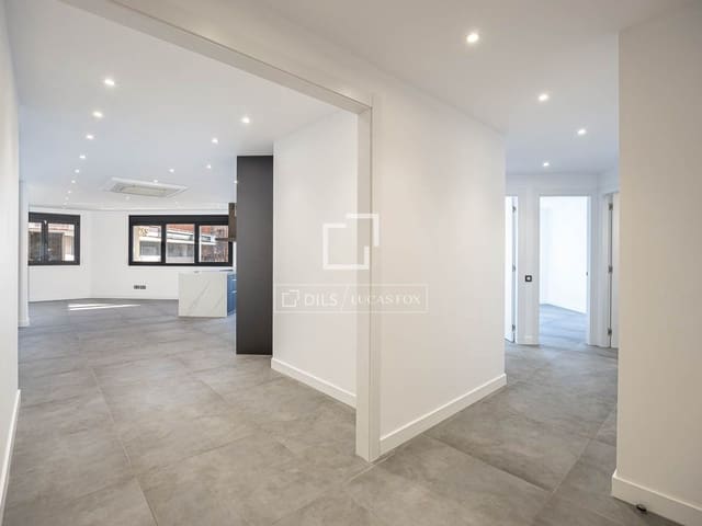 3 quarto Apartamento para venda em Barcelona cidade - 595 000 € (Ref: 9643470)