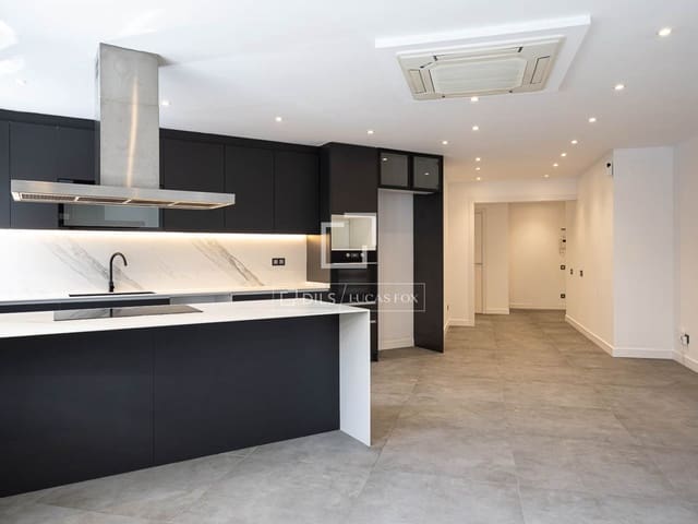 3 quarto Apartamento para venda em Barcelona cidade - 595 000 € (Ref: 9643470)