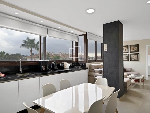 3 Zimmer Penthouse zu verkaufen in Marbella mit Pool Garage - 495.000 € (Ref: 9643476)