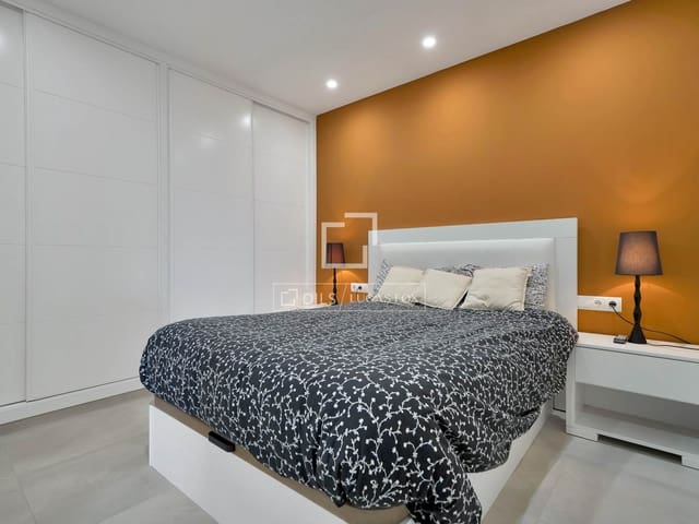 3 Zimmer Penthouse zu verkaufen in Marbella mit Pool Garage - 495.000 € (Ref: 9643476)