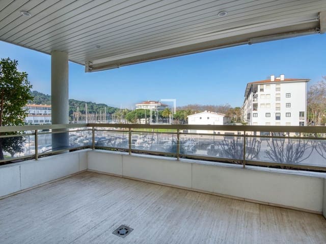 2 sovrum Lägenhet till salu i Platja d'Aro, Castell-Platja d'Aro med pool garage - 570 000 € (Ref: 9643477)