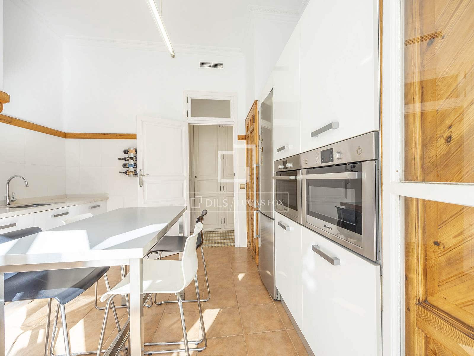 4 sypialnia Apartament na sprzedaż w Miasto Walencja - 1 800 000 € (Ref: 9645535)