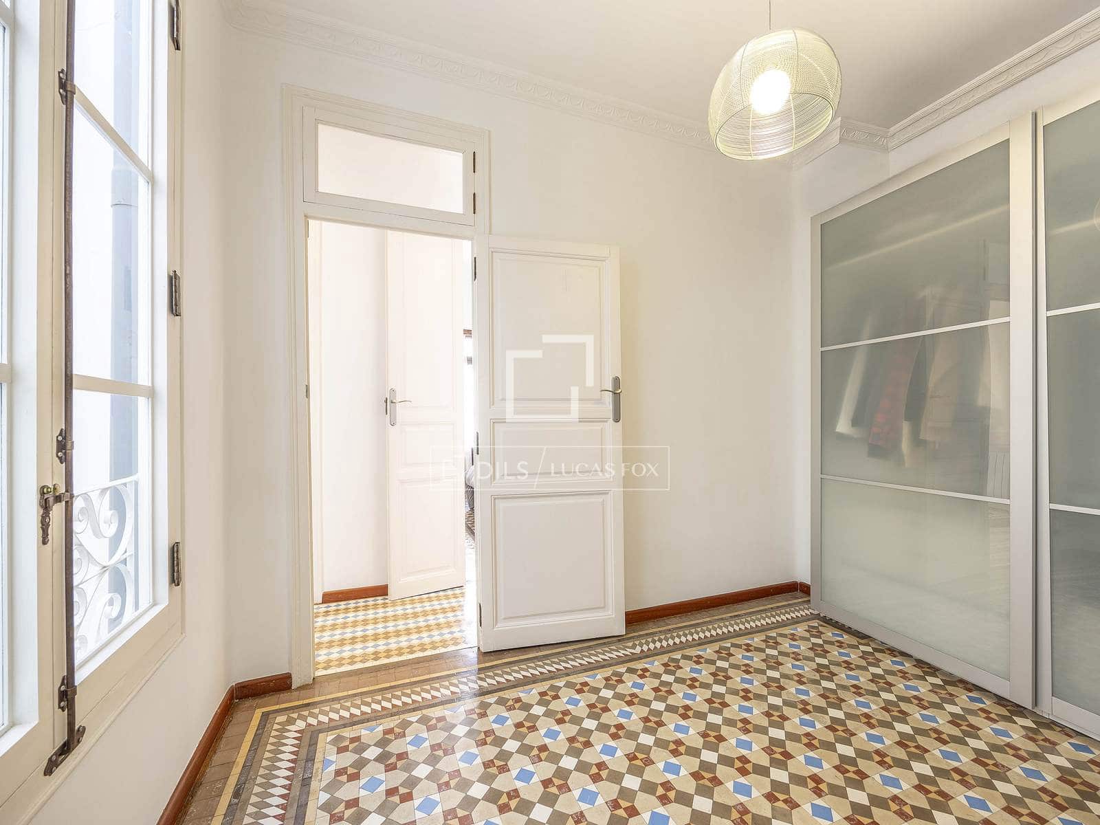 4 sypialnia Apartament na sprzedaż w Miasto Walencja - 1 800 000 € (Ref: 9645535)