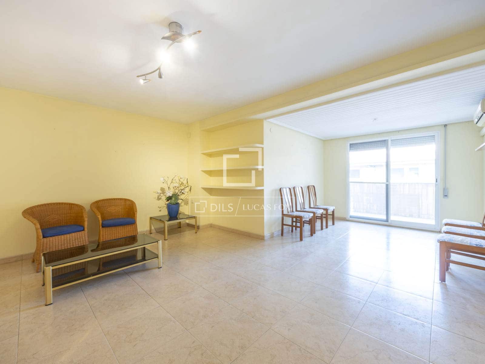 4 slaapkamer Appartement te huur in Valencia stad - € 2.000 (Ref: 9645772)