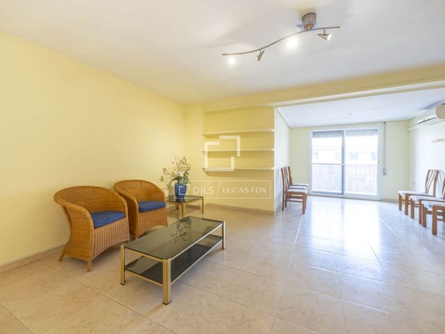 4 slaapkamer Appartement te huur in Valencia stad - € 2.000 (Ref: 9645772)