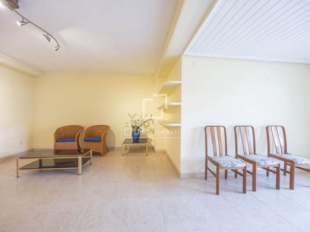 4 slaapkamer Appartement te huur in Valencia stad - € 2.000 (Ref: 9645772)