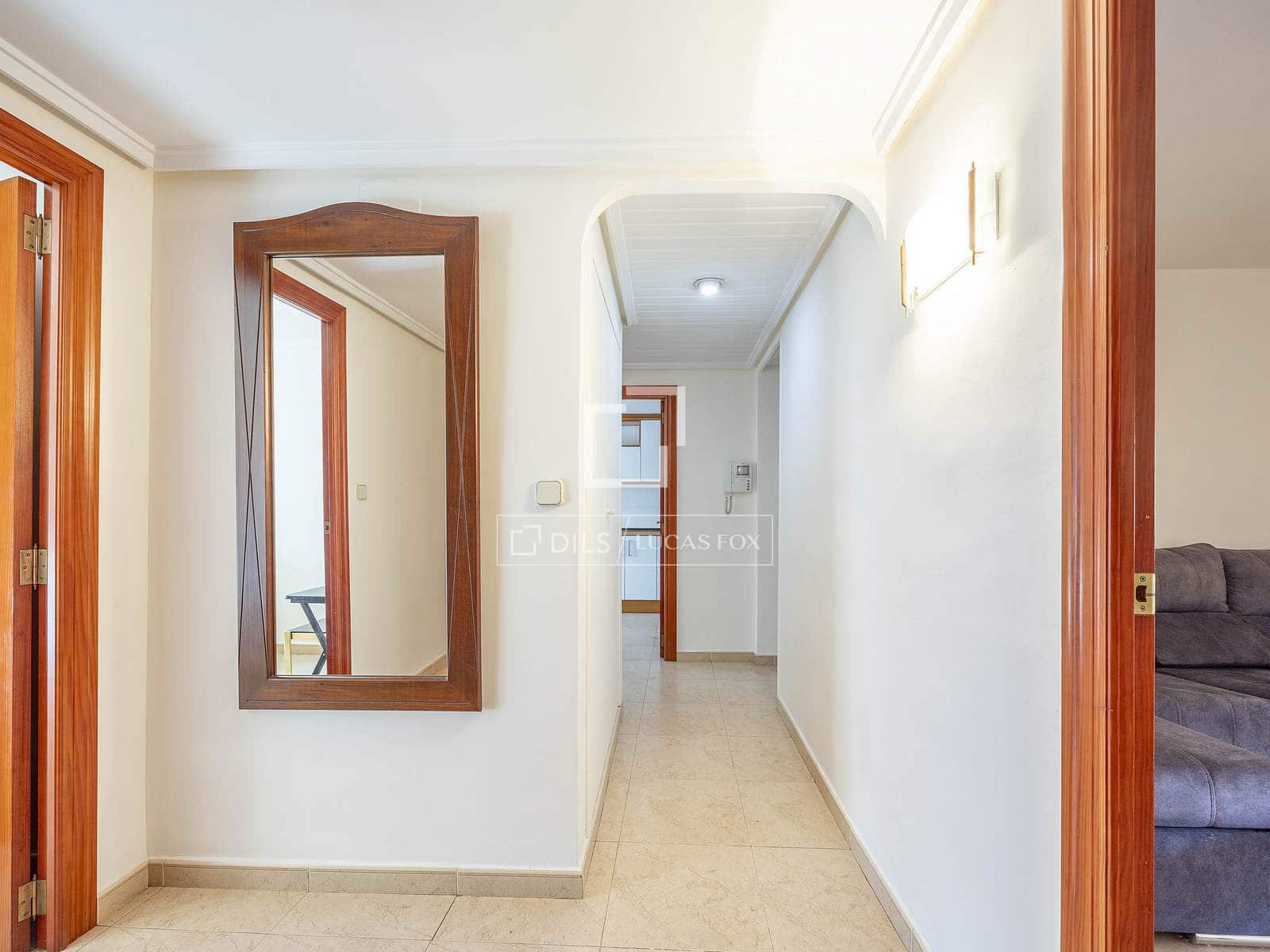 4 bedroom Apartment for rent in Valencia city - € 2,000 (Ref: 9645772)
