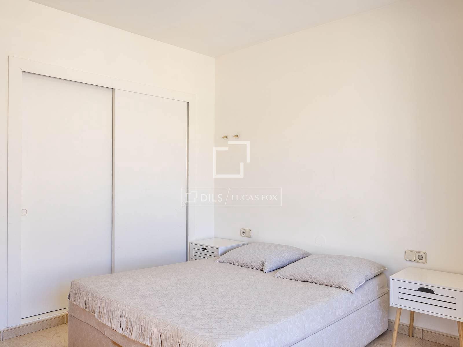 4 bedroom Apartment for rent in Valencia city - € 2,000 (Ref: 9645772)