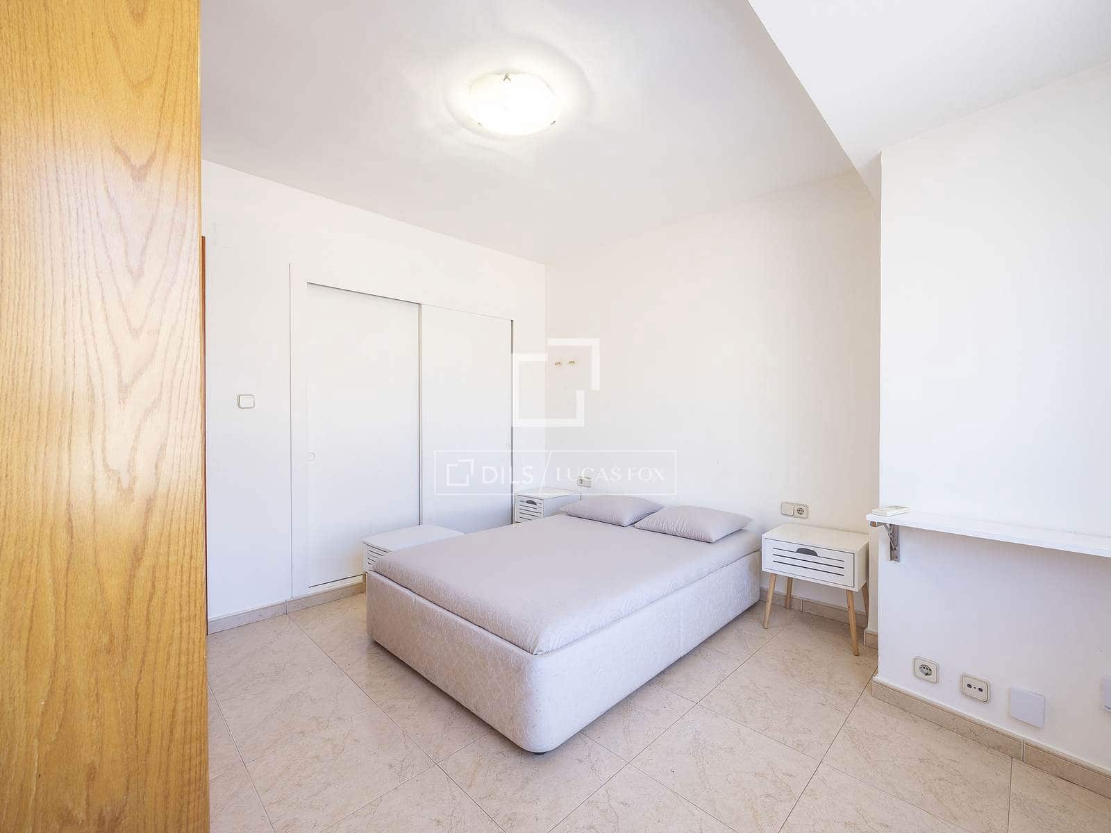 4 bedroom Apartment for rent in Valencia city - € 2,000 (Ref: 9645772)