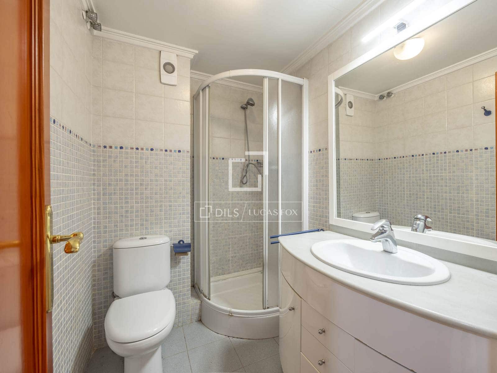 4 bedroom Apartment for rent in Valencia city - € 2,000 (Ref: 9645772)