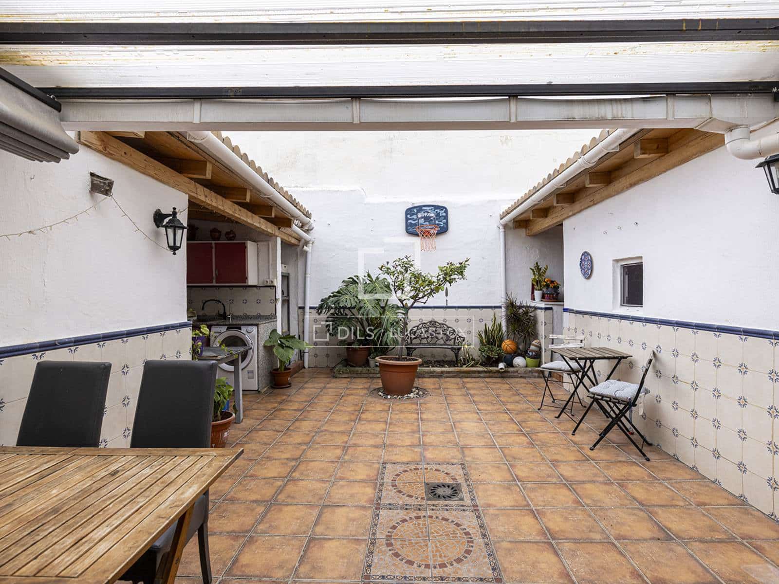 3 Zimmer Villa zu verkaufen in Estepona - 495.000 € (Ref: 9645773)