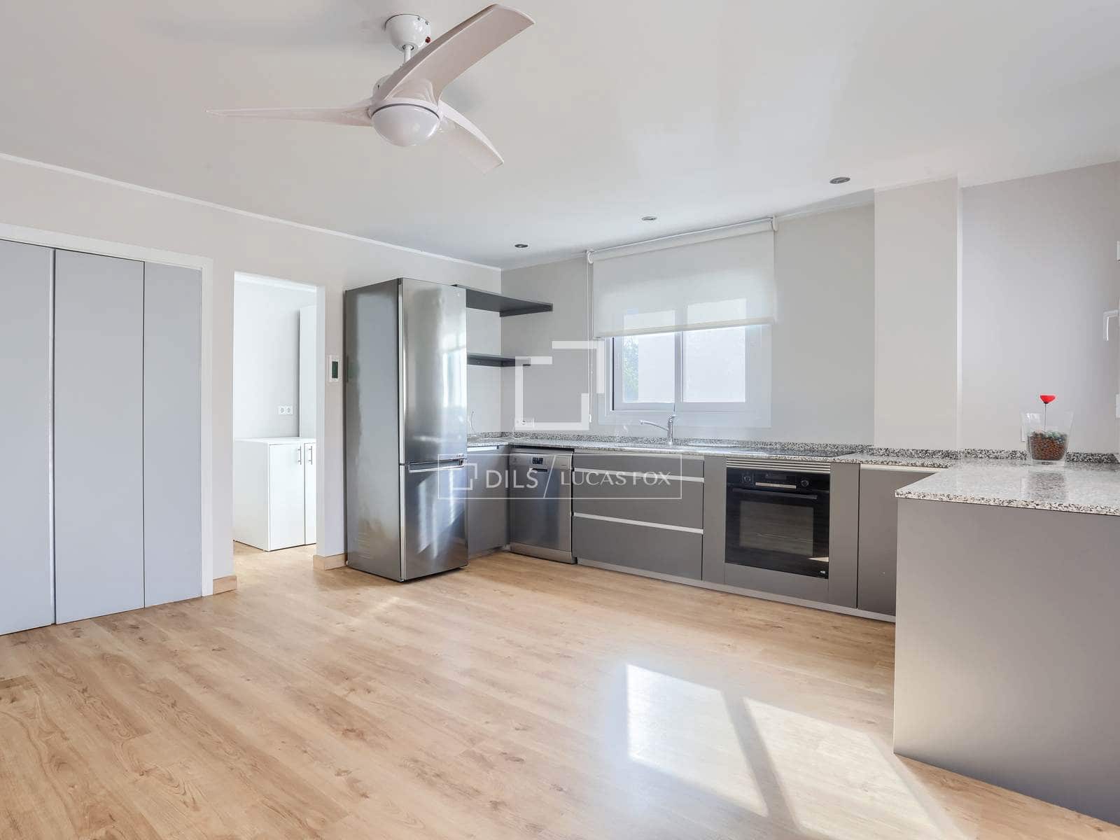 Apartamento de 2 habitaciones en Santa Ponsa en venta con piscina garaje - 595.000 € (Ref: 9645774)