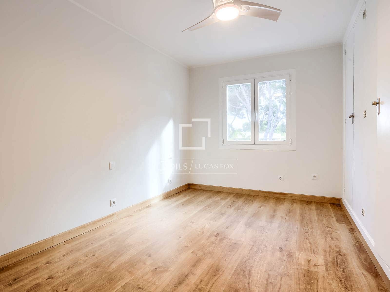 Apartamento de 2 habitaciones en Santa Ponsa en venta con piscina garaje - 595.000 € (Ref: 9645774)