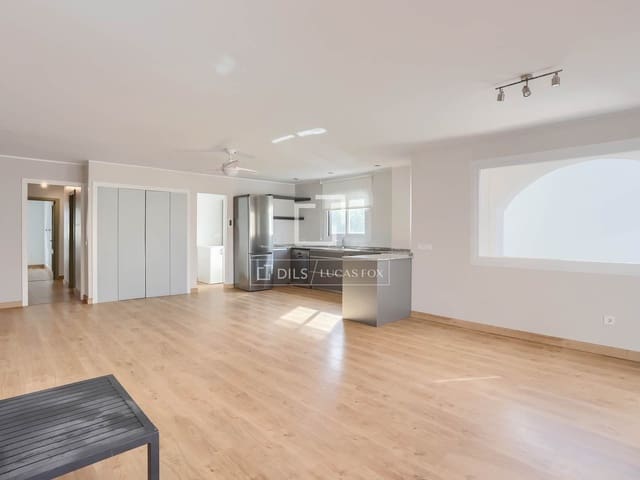 Apartamento de 2 habitaciones en Santa Ponsa, Calvià en venta con piscina garaje - 595.000 € (Ref: 9645774)