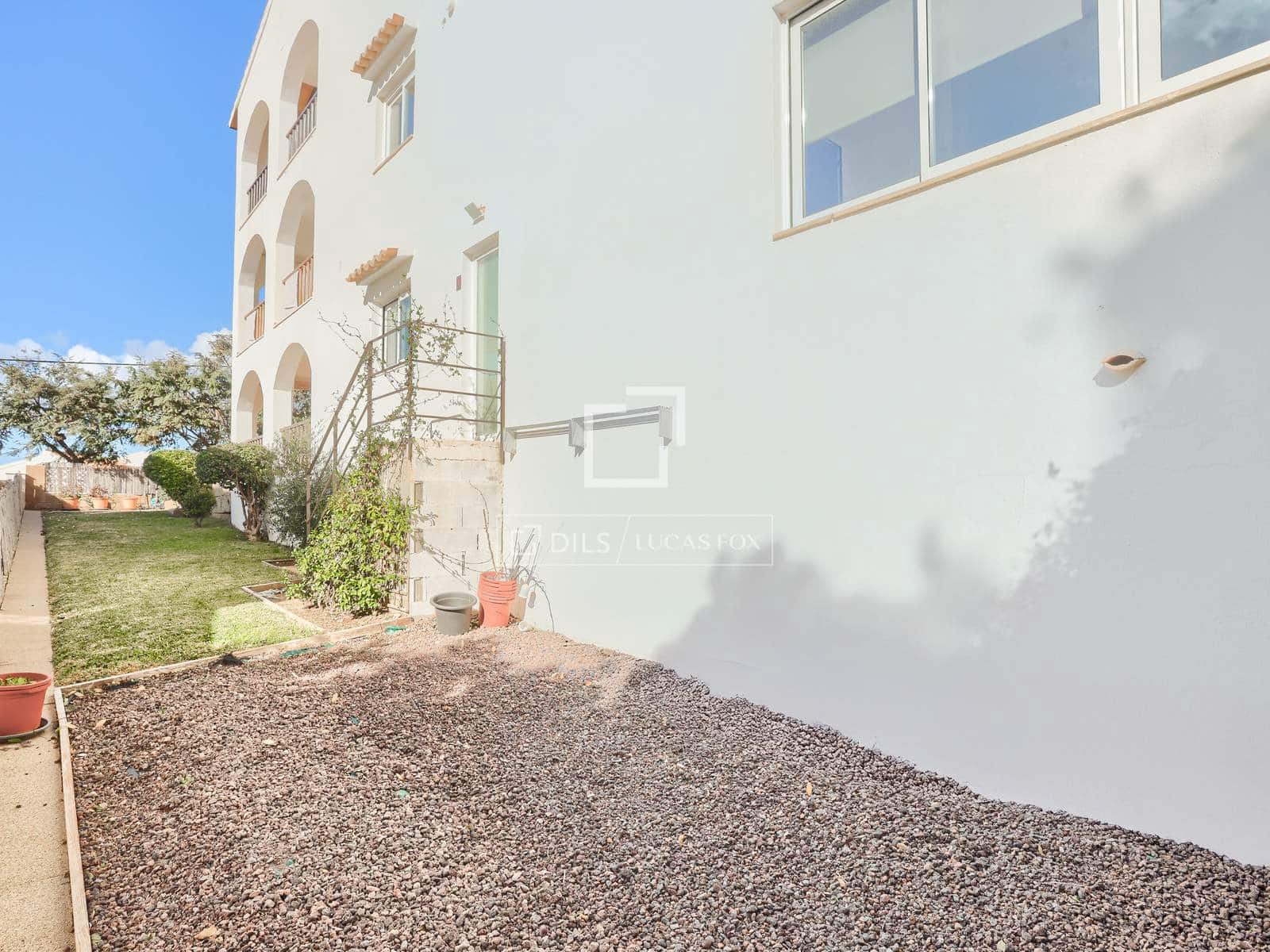 Apartamento de 2 habitaciones en Santa Ponsa en venta con piscina garaje - 595.000 € (Ref: 9645774)