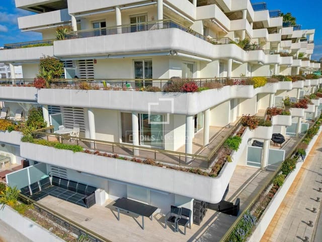 3 sypialnia Apartament na sprzedaż w Platja d'Aro, Castell-Platja d'Aro z basenem garażem - 1 260 000 € (Ref: 9646158)