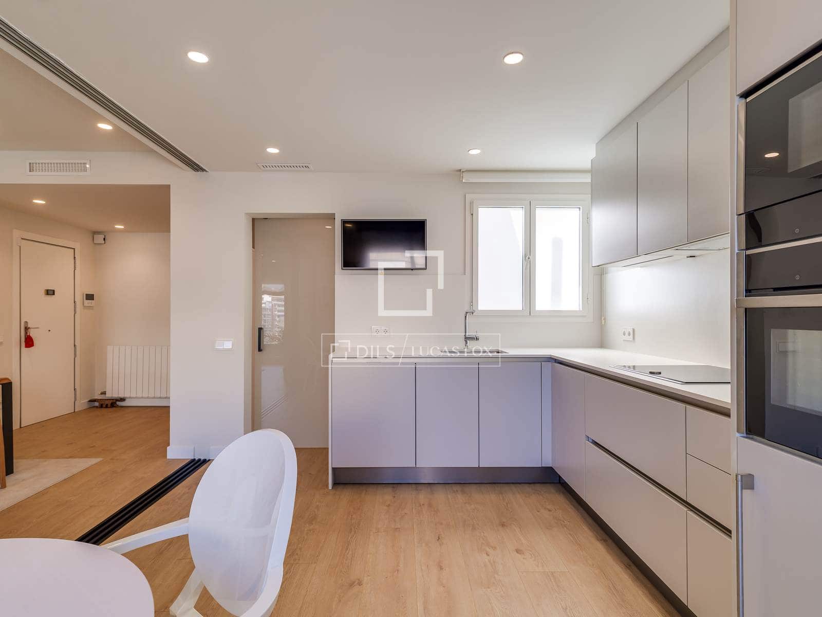 5 slaapkamer Appartement te koop in Barcelona stad met garage - € 1.950.000 (Ref: 9646358)