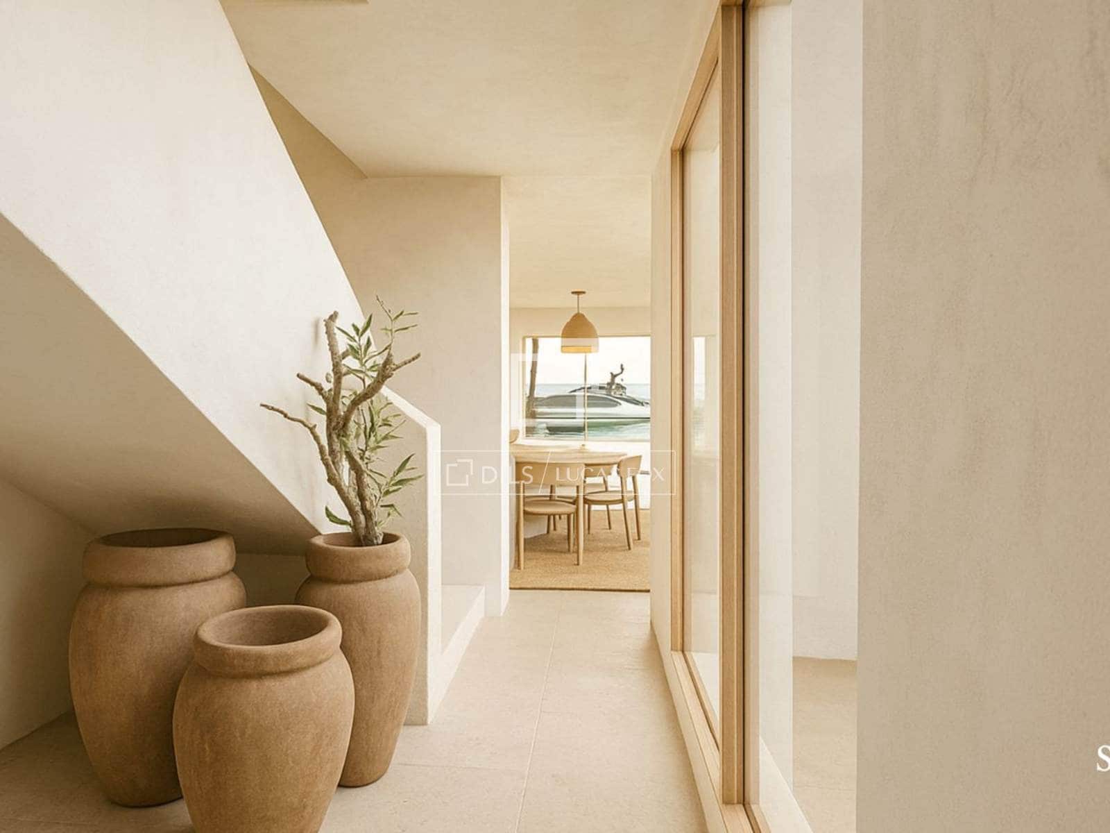 4 bedroom Villa for sale in Empuriabrava with pool garage - € 1,890,000 (Ref: 9650258)