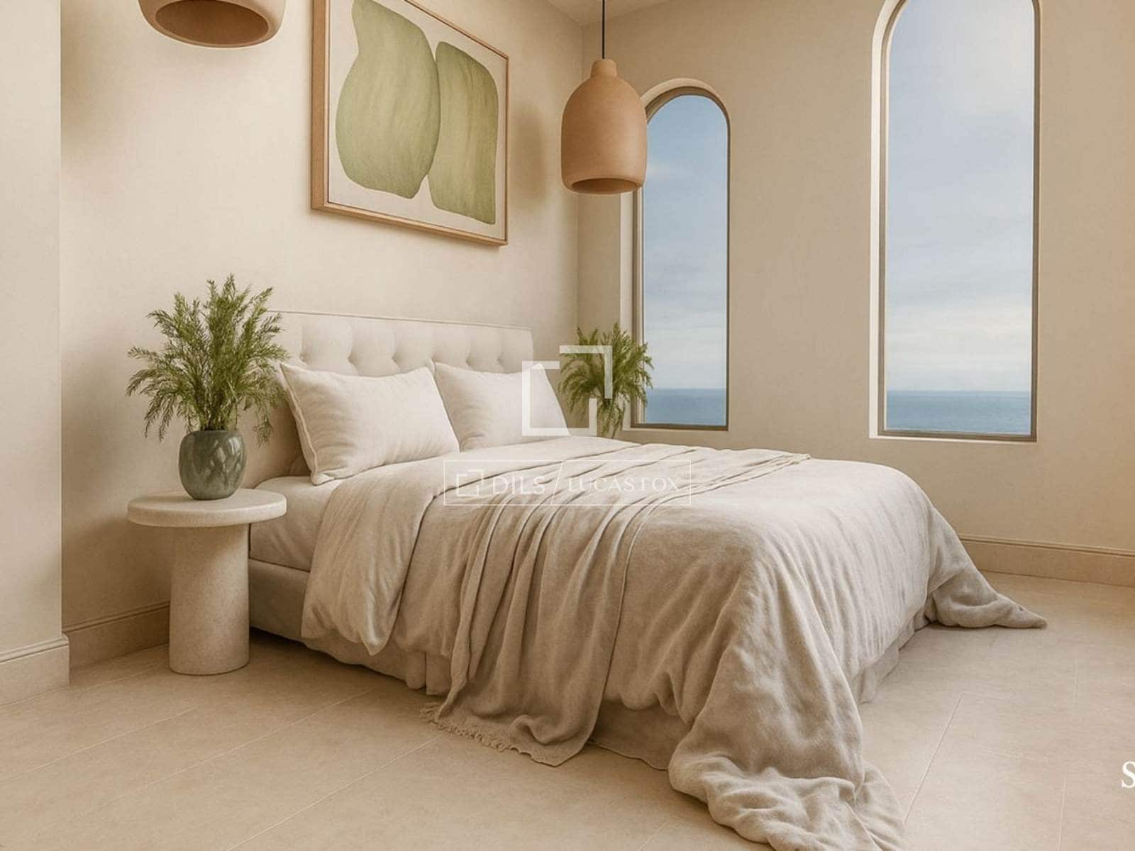 4 bedroom Villa for sale in Empuriabrava with pool garage - € 1,890,000 (Ref: 9650258)