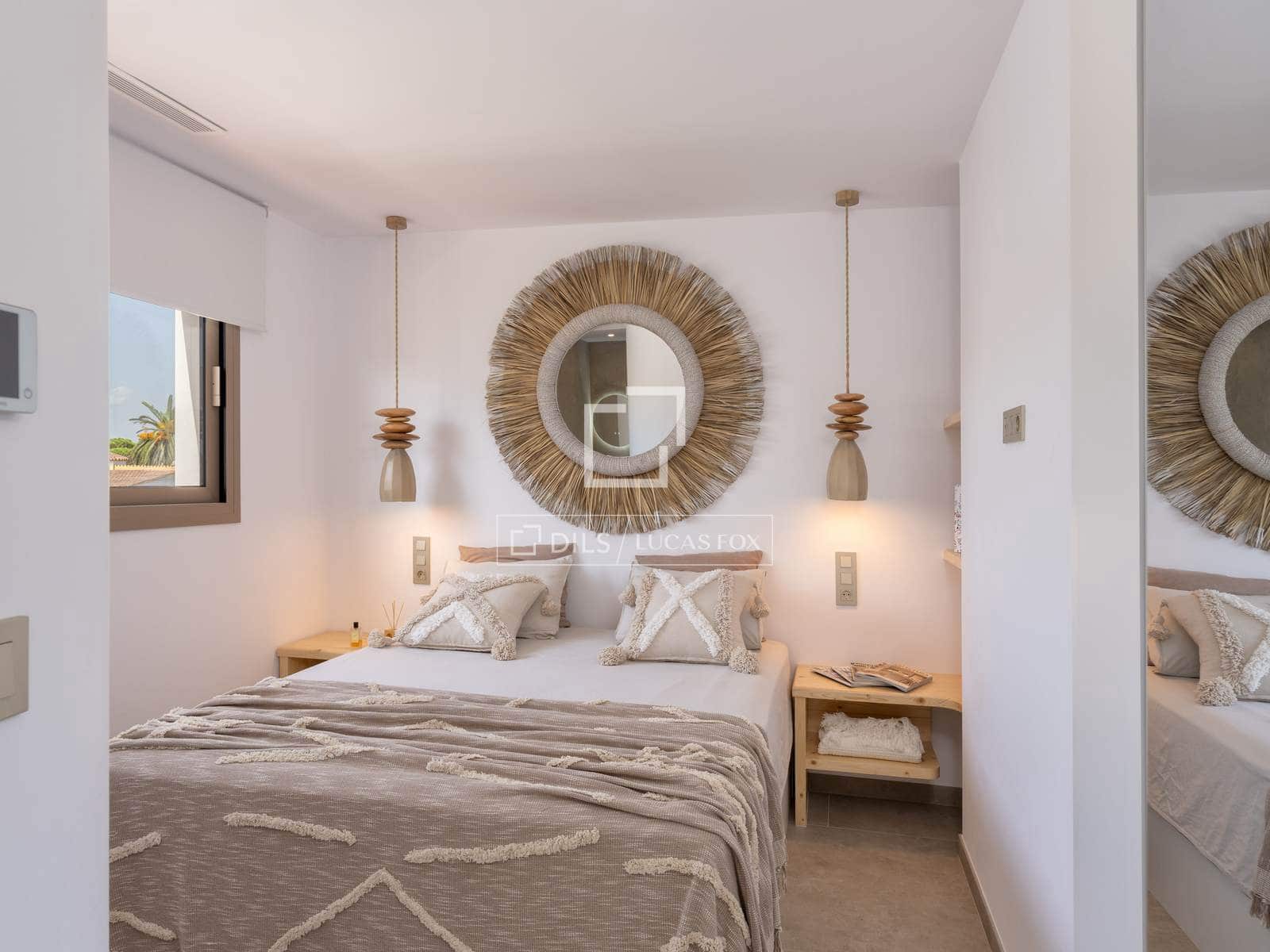 4 soverom Villa til salgs i Empuriabrava med svømmebasseng garasje - € 1 890 000 (Ref: 9650258)