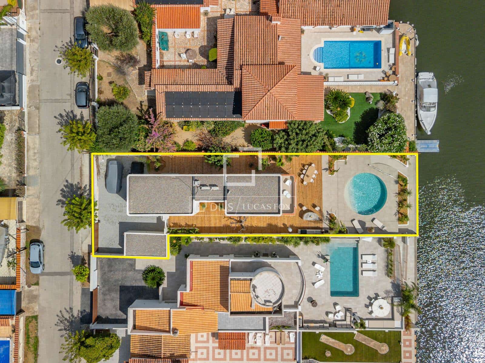 4 soverom Villa til salgs i Empuriabrava med svømmebasseng garasje - € 1 890 000 (Ref: 9650258)