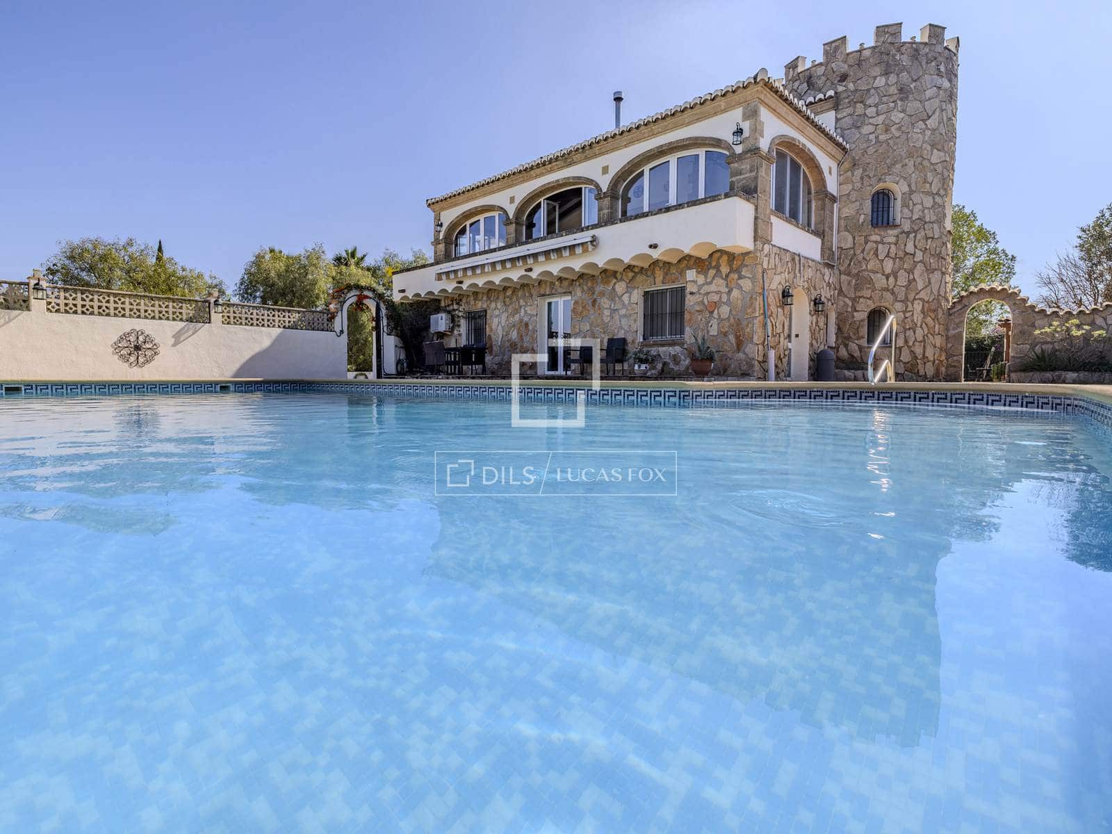 6 quarto Moradia para venda em Javea / Xabia com piscina garagem - 995 000 € (Ref: 9650259)