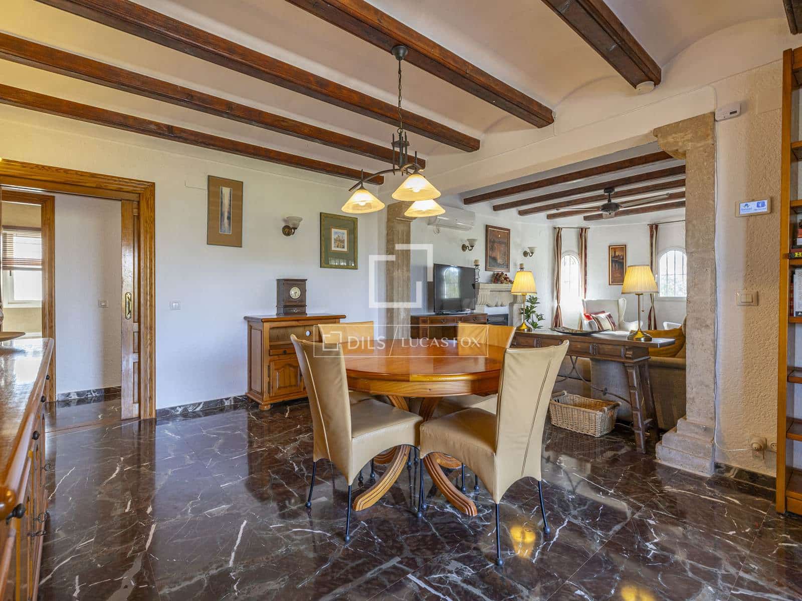 6 quarto Moradia para venda em Javea / Xabia com piscina garagem - 995 000 € (Ref: 9650259)