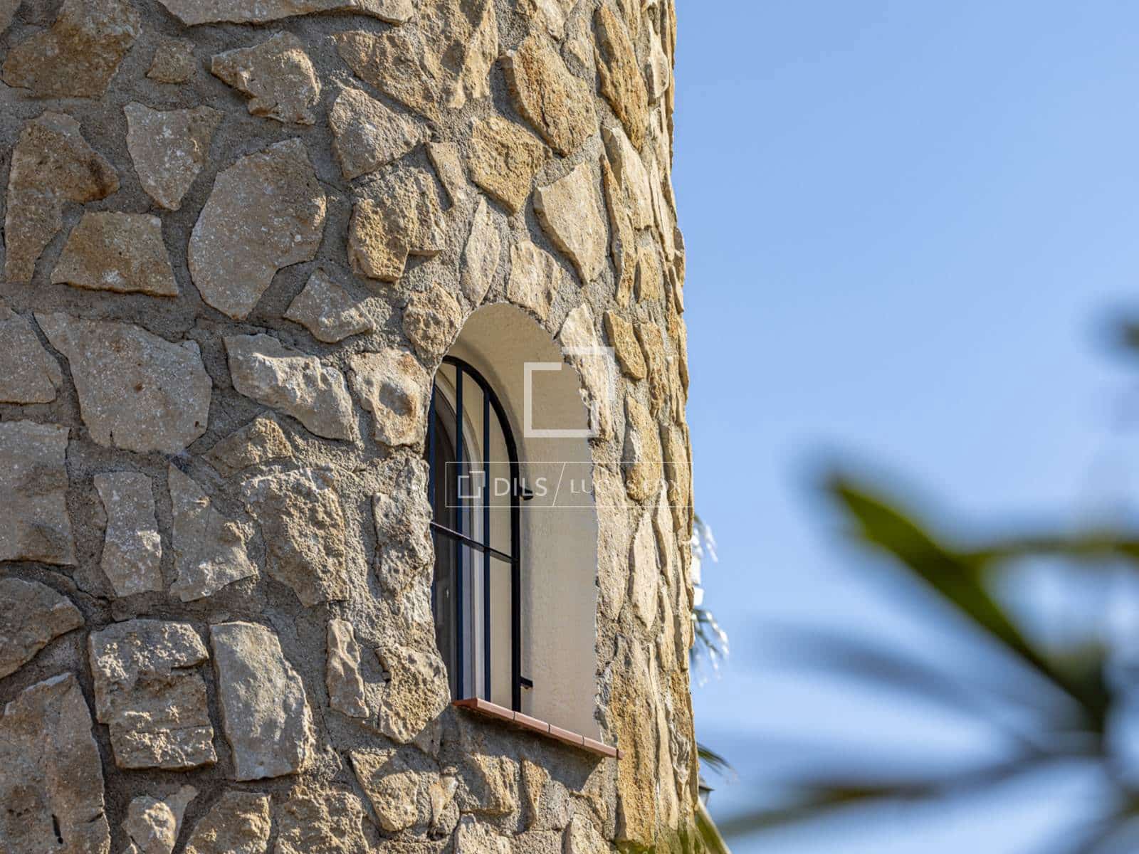 6 quarto Moradia para venda em Javea / Xabia com piscina garagem - 995 000 € (Ref: 9650259)