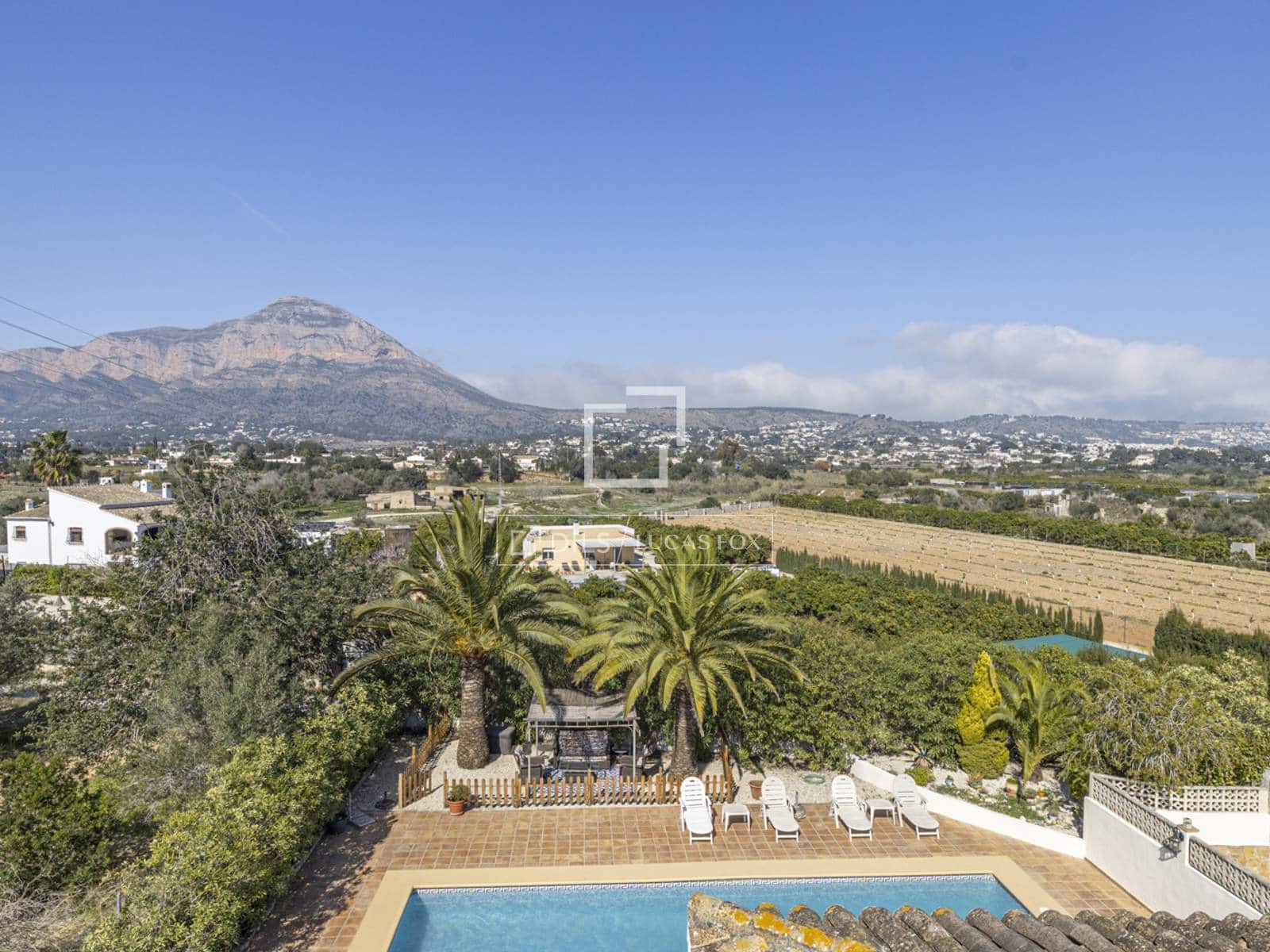 6 quarto Moradia para venda em Javea / Xabia com piscina garagem - 995 000 € (Ref: 9650259)