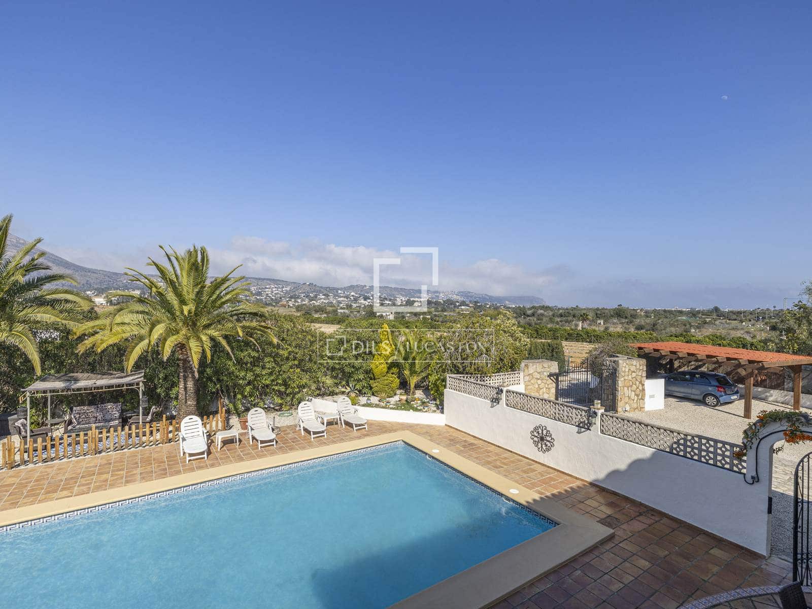 6 quarto Moradia para venda em Javea / Xabia com piscina garagem - 995 000 € (Ref: 9650259)