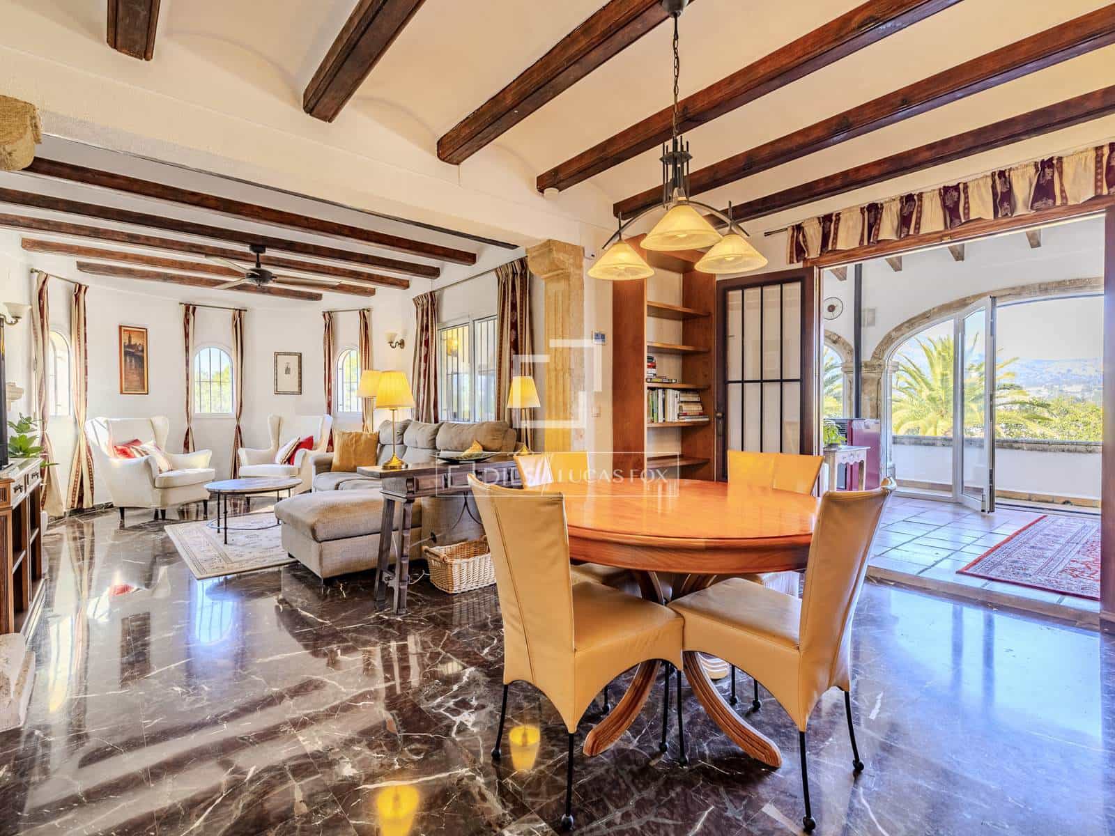 6 quarto Moradia para venda em Javea / Xabia com piscina garagem - 995 000 € (Ref: 9650259)