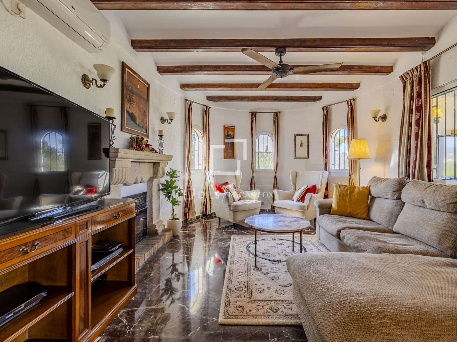 6 quarto Moradia para venda em Javea / Xabia com piscina garagem - 995 000 € (Ref: 9650259)