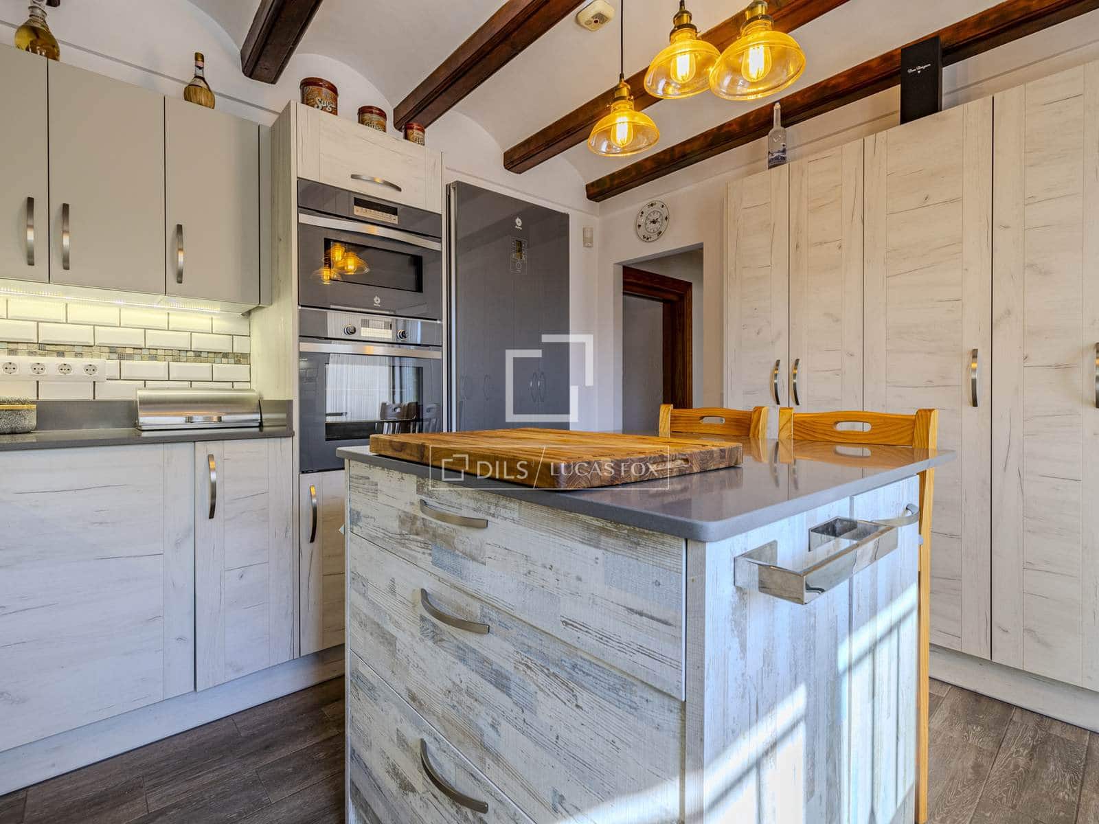 6 quarto Moradia para venda em Javea / Xabia com piscina garagem - 995 000 € (Ref: 9650259)